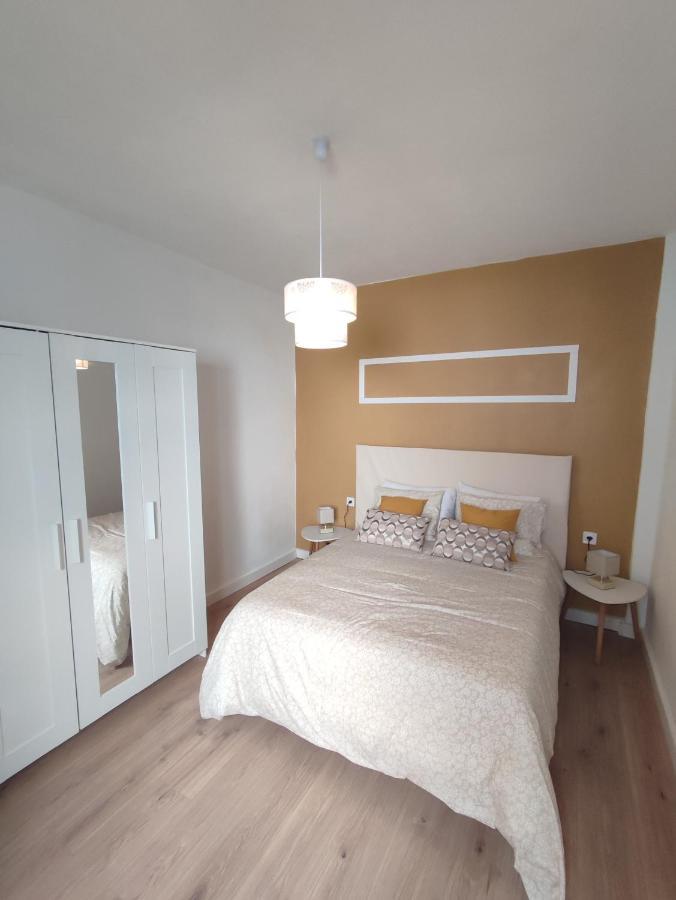 La Casona Vivienda Uso Turistico Recien Reformada En El Centro De Vilagarcia. Vilagarcia de Arousa Exterior foto